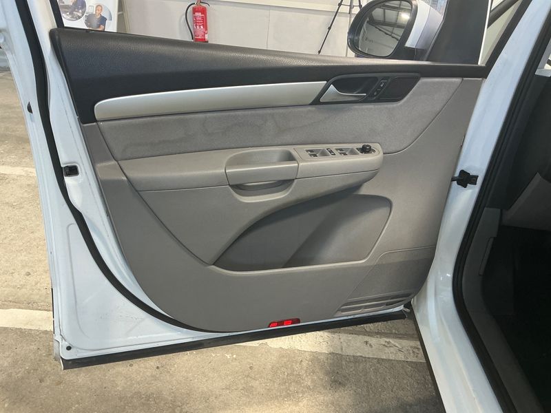 Seat Alhambra 2.0 TDI Reference 2017 – снимка 32