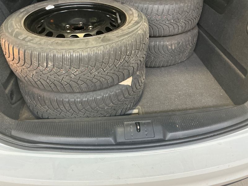 Seat Alhambra 2.0 TDI Reference 2017 – снимка 26