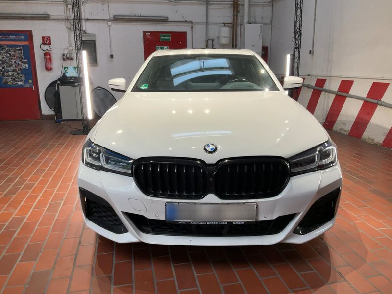 BMW 5er 545e xDrive M Sport 2021 – снимка 14