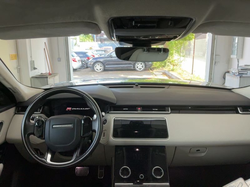 Land Rover Range Rover Velar 3.0 V6 Diesel S R-Dynamic 2019 – снимка 17