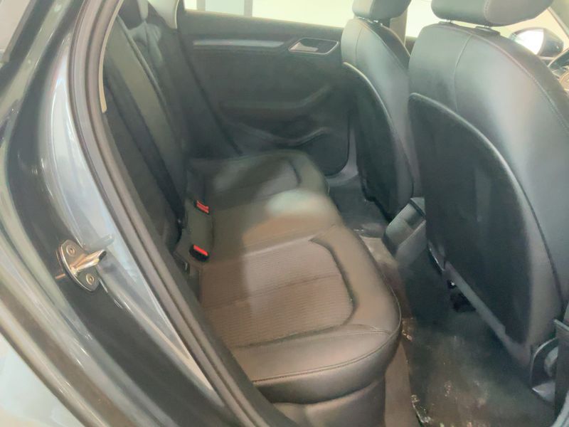 Audi A3 Sportback 1.6 TDI Ambiente 2014 – снимка 20
