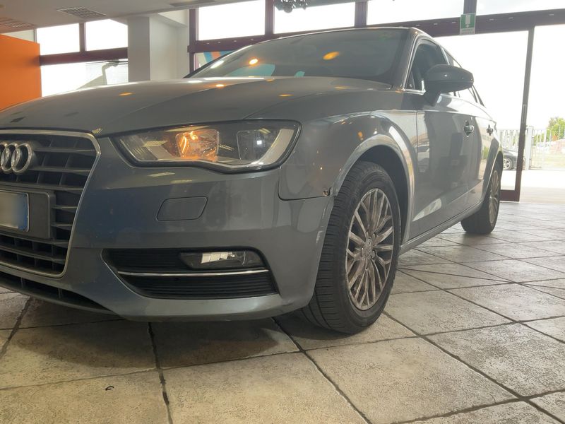 Audi A3 Sportback 1.6 TDI Ambiente 2014 – снимка на щета 2
