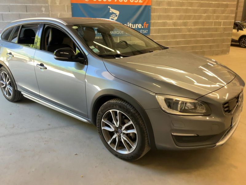 Volvo V60 Cross Country 2.0 D3 Summum 2016 – снимка 12