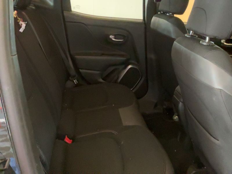 Jeep Renegade 2.0 M-Jet Limited 4WD 2018 – снимка 19