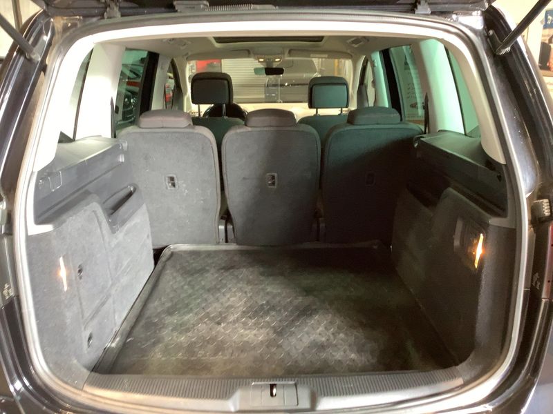 Volkswagen Sharan 2.0 TDI Sound BlueMotion Tech 2017 – снимка 15