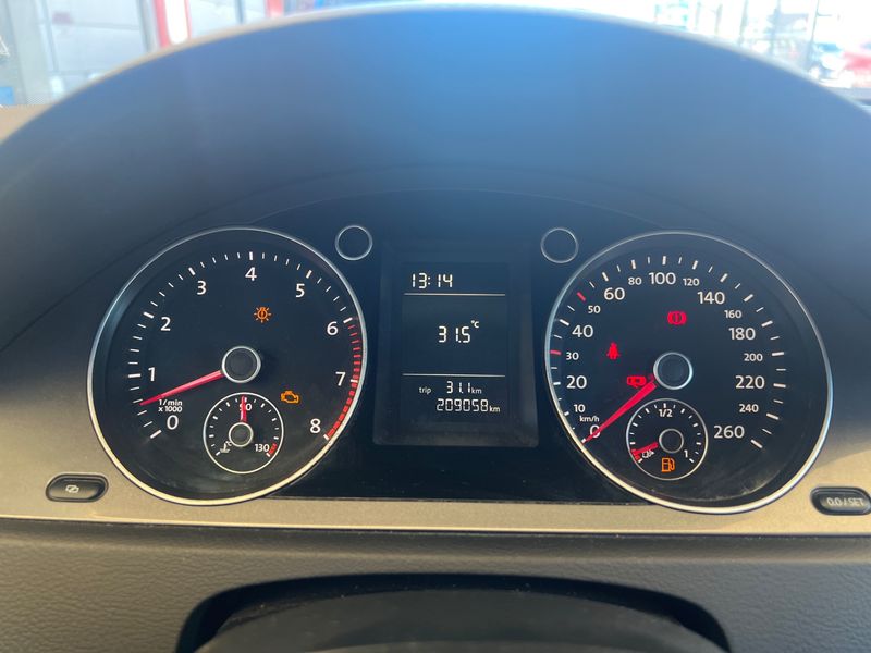 Volkswagen Passat 1.4 TSI Trendline 2009 – снимка 4