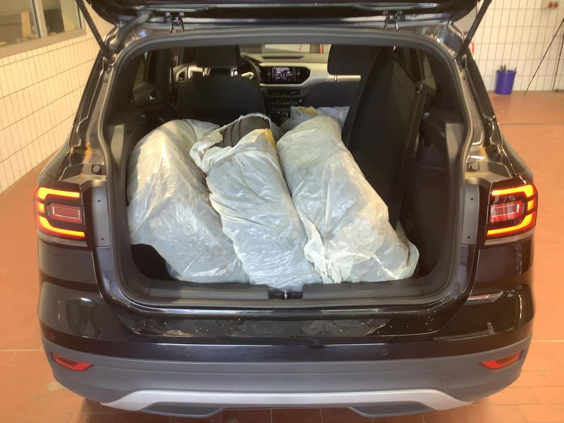 Volkswagen T-Cross 1.0 TSI Move 2023 – снимка 16
