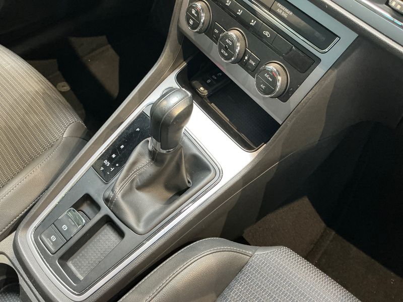 Seat Leon 1.4 TSI ACT Xcellence 2018 – снимка 21