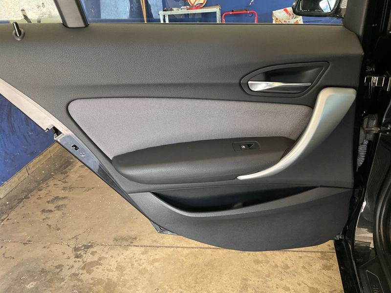 BMW 1er 118i 2012 – снимка 25