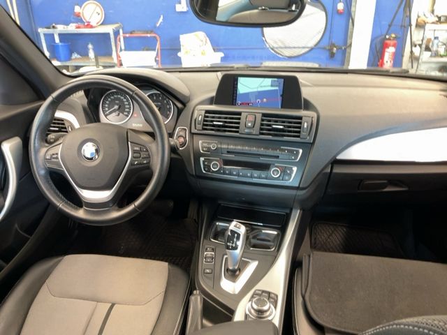BMW 1er 118i 2012 – снимка 18