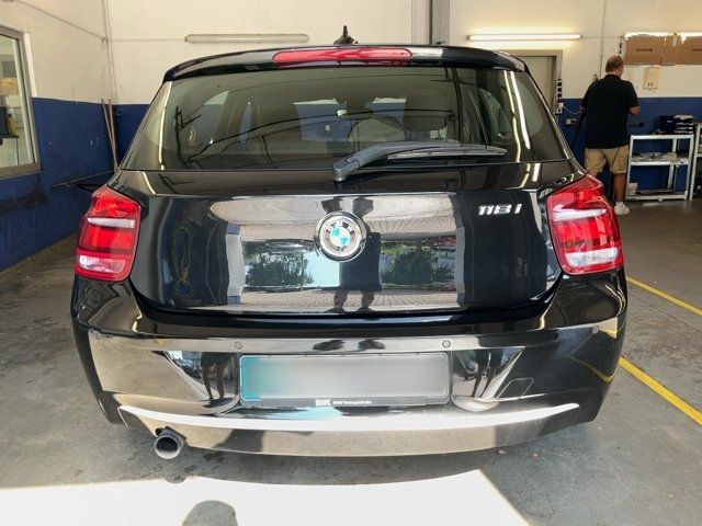 BMW 1er 118i 2012 – снимка 7