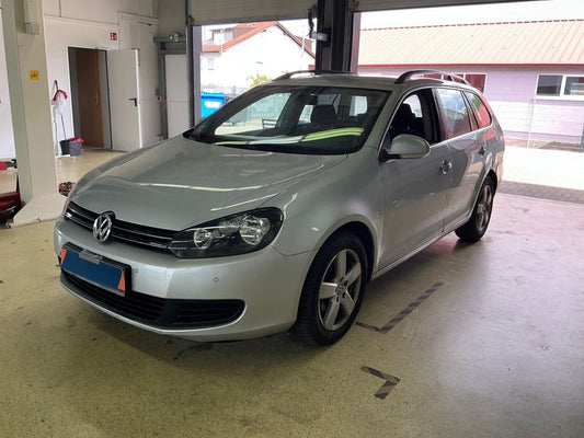 Volkswagen Golf VI 1.6 TDI Comfortline 2011