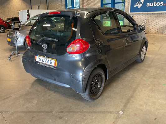 Toyota Aygo 1.0 Cool 2007 – снимка 2