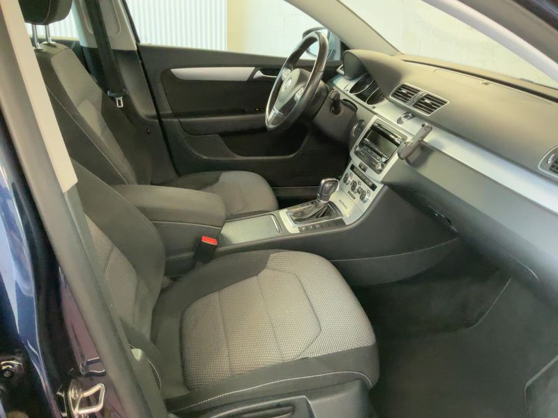 Volkswagen Passat 2.0 TSI 4Motion 2012 – снимка 17