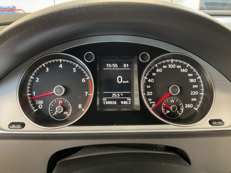 Volkswagen Passat 2.0 TSI 4Motion 2012 – снимка 19