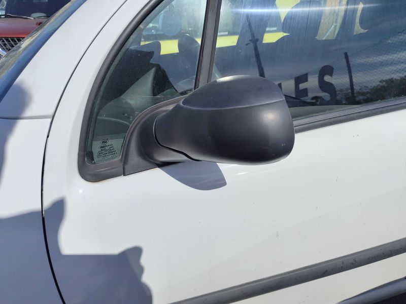 Citroen C3 1.4 Magic 2004 – снимка 20