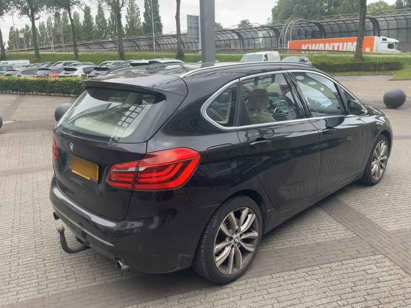 BMW 2er 225i Active Tourer Luxury Line 2015 – снимка 8