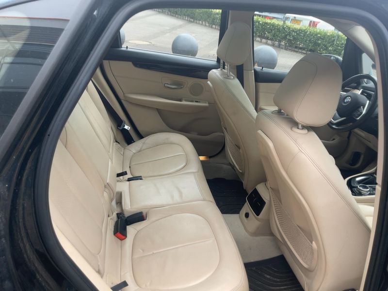 BMW 2er 225i Active Tourer Luxury Line 2015 – снимка 19