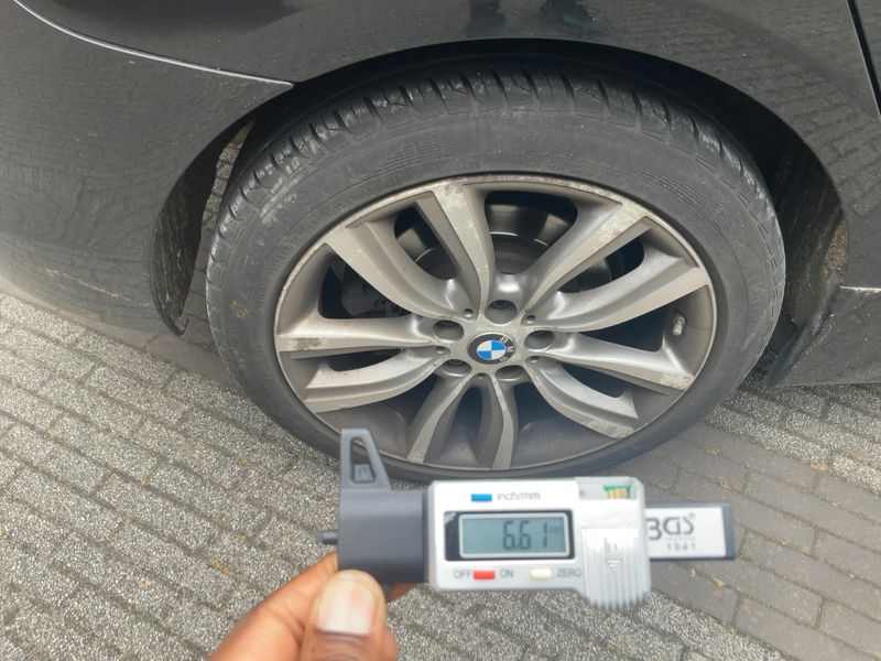 BMW 2er 225i Active Tourer Luxury Line 2015 – снимка 9