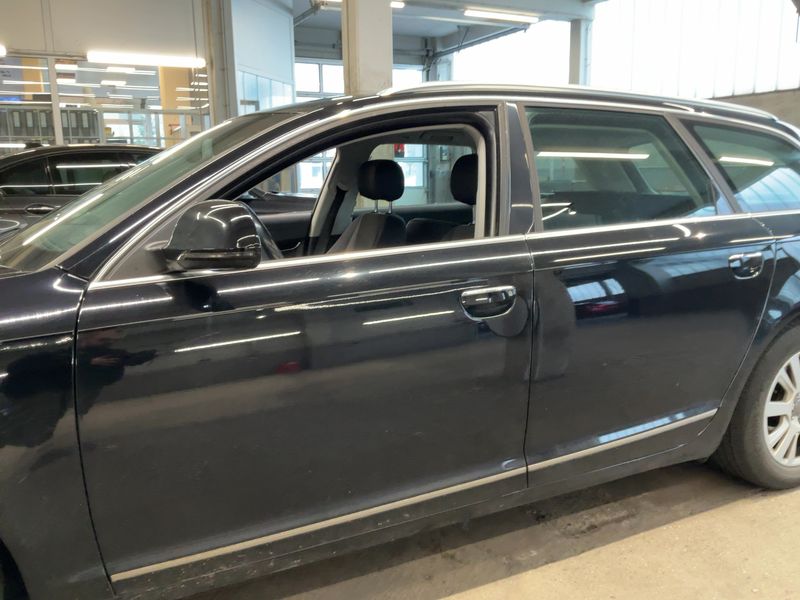 Audi A6 2.7 V6 TDI quattro 2011 – снимка 4