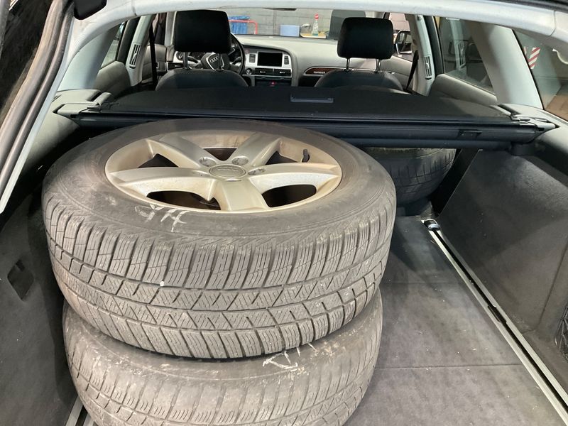 Audi A6 2.7 V6 TDI quattro 2011 – снимка 15
