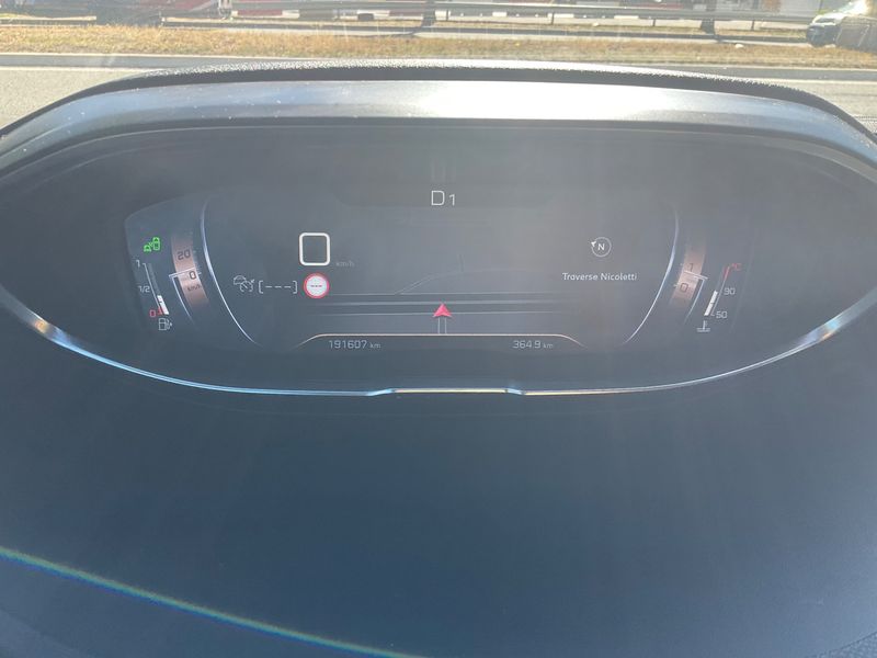 Peugeot 3008 2.0 Blue-HDi GT 2018 – снимка 18