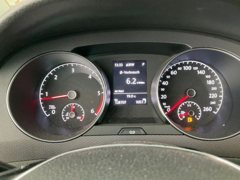 Volkswagen Golf VII Sportsvan 1.6 TDI Lounge BlueMotion Tech 2015 – снимка 18