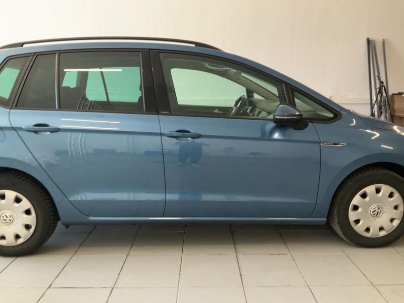 Volkswagen Golf VII Sportsvan 1.6 TDI Lounge BlueMotion Tech 2015 – снимка 10