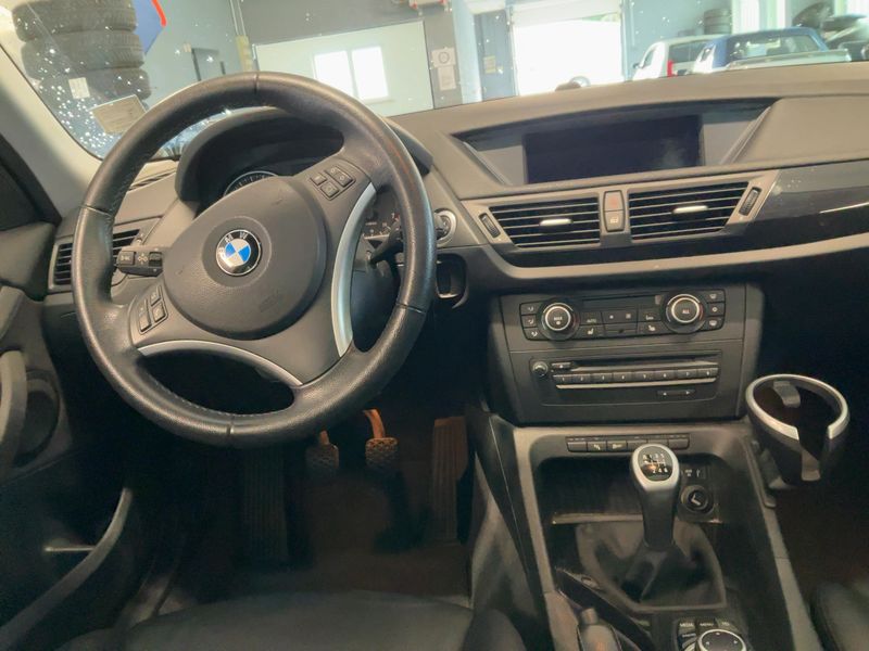 BMW X1 sDrive 18i 2011 – снимка 18
