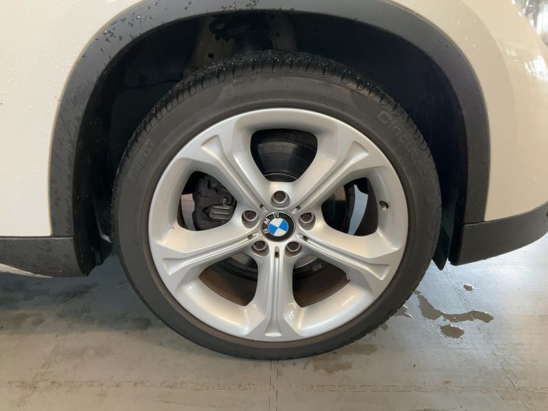 BMW X1 sDrive 18i 2011 – снимка 11