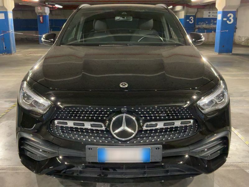 Mercedes-Benz GLA-Klasse GLA 200 d AMG Line 2022 – снимка 14