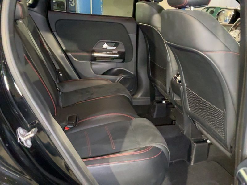 Mercedes-Benz GLA-Klasse GLA 200 d AMG Line 2022 – снимка 19