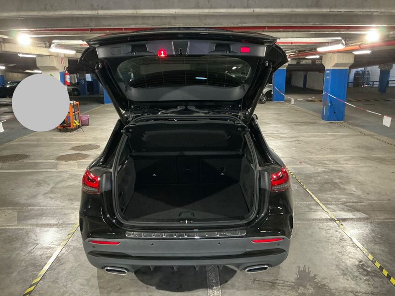 Mercedes-Benz GLA-Klasse GLA 200 d AMG Line 2022 – снимка 15