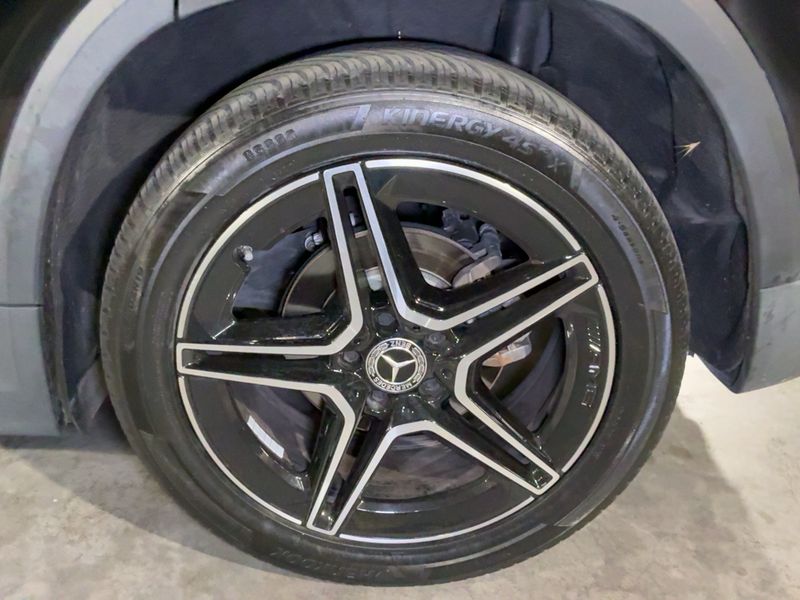 Mercedes-Benz GLA-Klasse GLA 200 d AMG Line 2022 – снимка 5