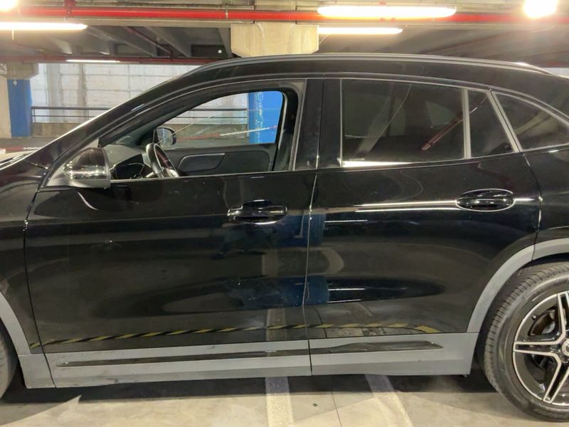 Mercedes-Benz GLA-Klasse GLA 200 d AMG Line 2022 – снимка 4