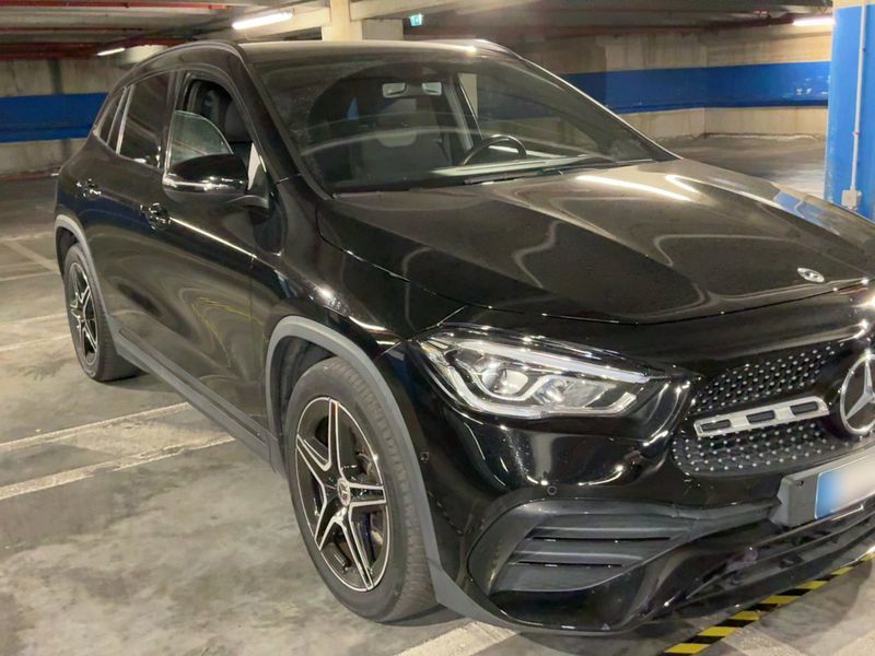 Mercedes-Benz GLA-Klasse GLA 200 d AMG Line 2022 – снимка 12