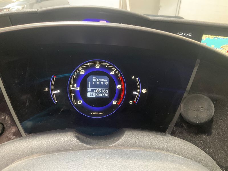 Honda Civic 2.2 CTDI Sport Navi 2008 – снимка 4