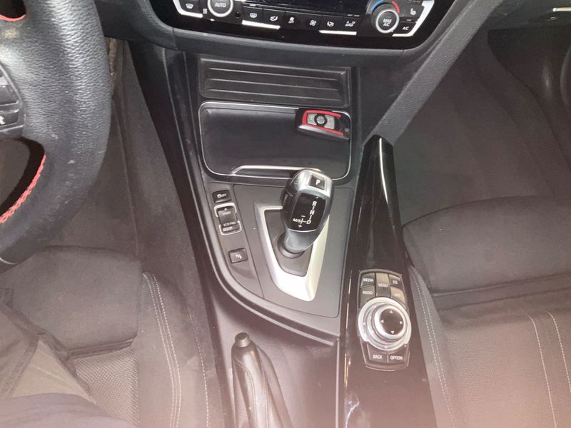 BMW 3er 318d Sport Line 2017 – снимка 29