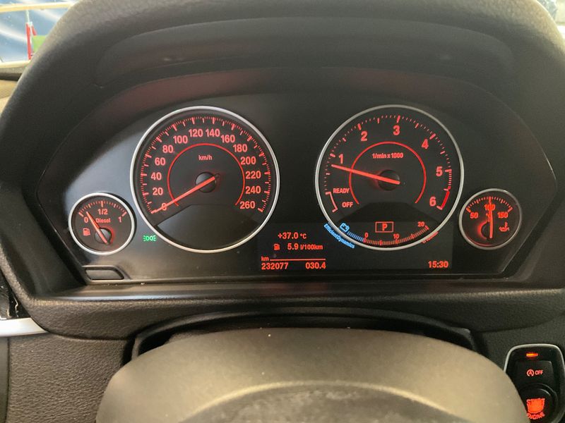BMW 3er 318d Sport Line 2017 – снимка 19