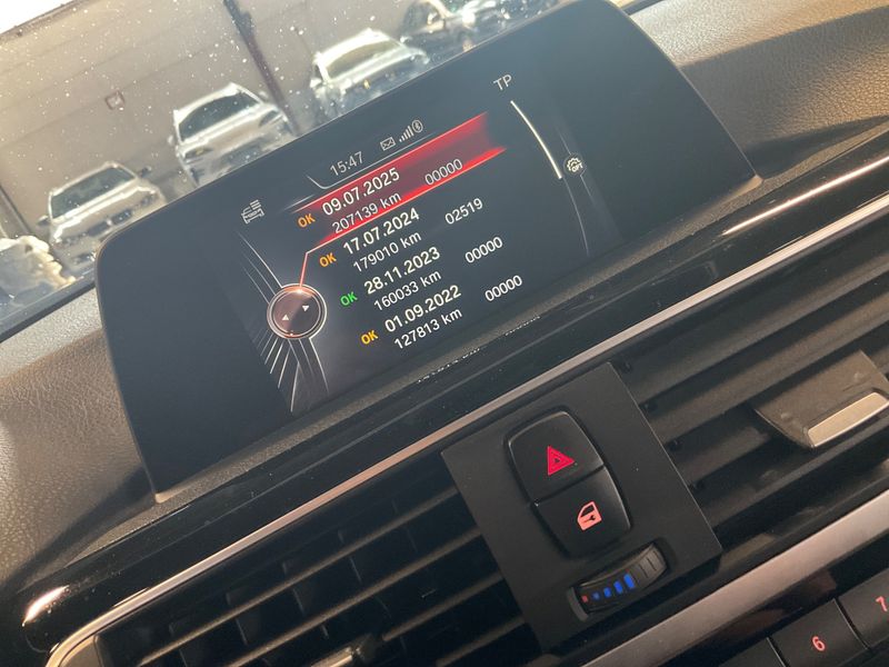 BMW 3er 318d Sport Line 2017 – снимка 24
