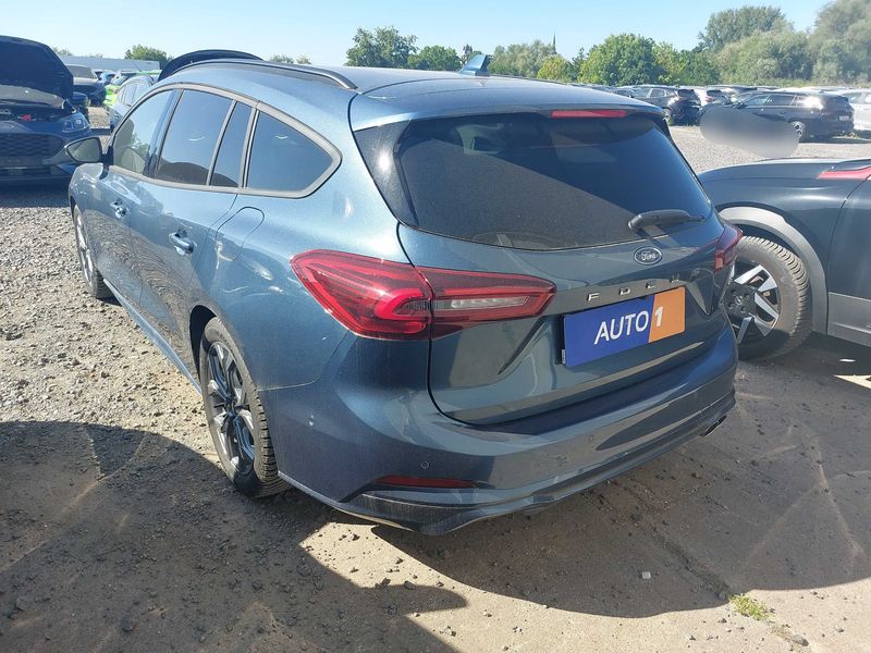 Ford Focus 1.0 EcoBoost Mild-Hybrid ST-Line X 2024 – снимка 3