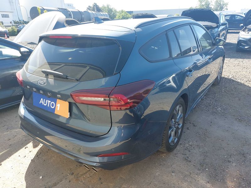 Ford Focus 1.0 EcoBoost Mild-Hybrid ST-Line X 2024 – снимка 5