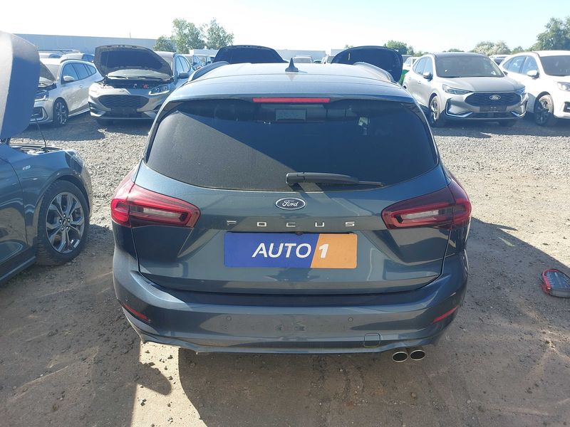 Ford Focus 1.0 EcoBoost Mild-Hybrid ST-Line X 2024 – снимка 4