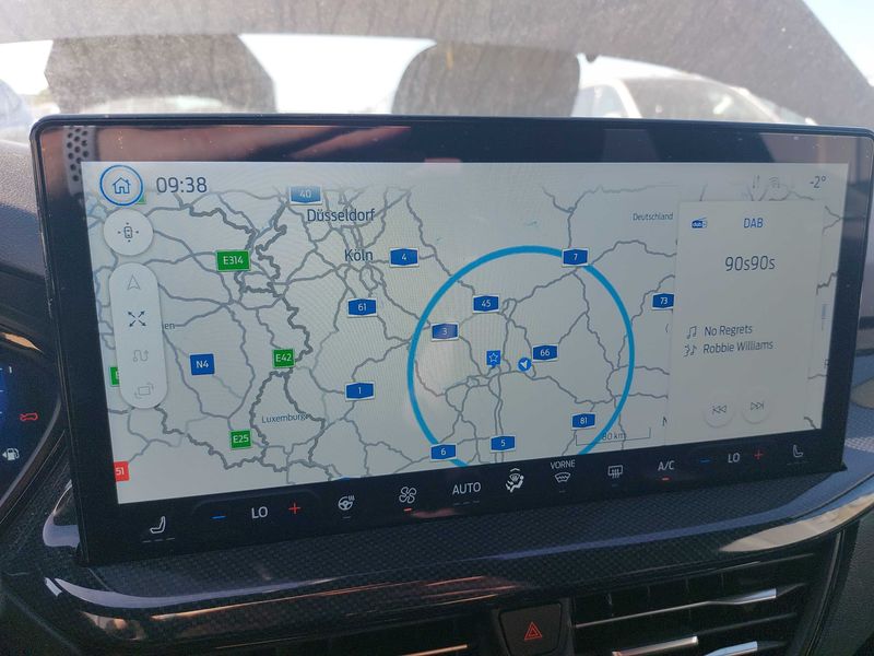 Ford Focus 1.0 EcoBoost Mild-Hybrid ST-Line X 2024 – снимка 13