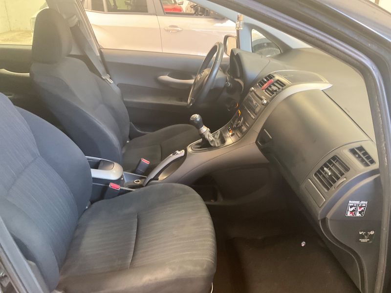 Toyota Auris 1.4 Turbodiesel Luna 2008 – снимка 3