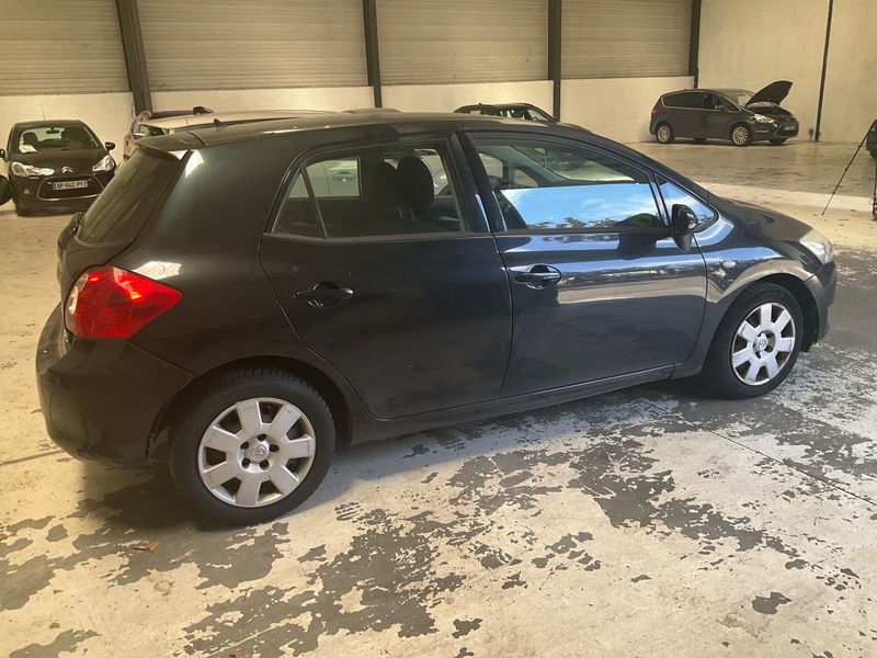 Toyota Auris 1.4 Turbodiesel Luna 2008 – снимка 2