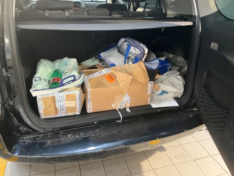 Toyota RAV 4 2.2 D-4D 2011 – снимка 27