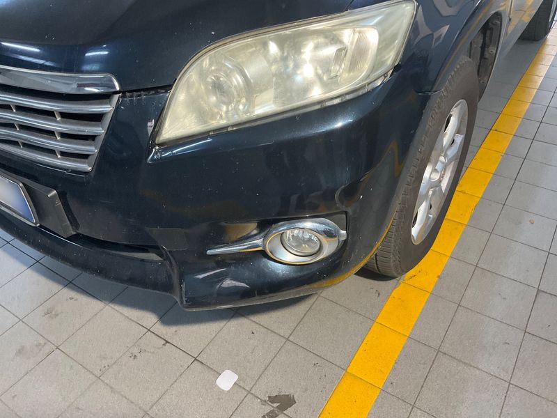 Toyota RAV 4 2.2 D-4D 2011 – снимка 44