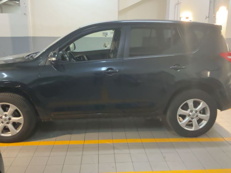 Toyota RAV 4 2.2 D-4D 2011 – снимка 4