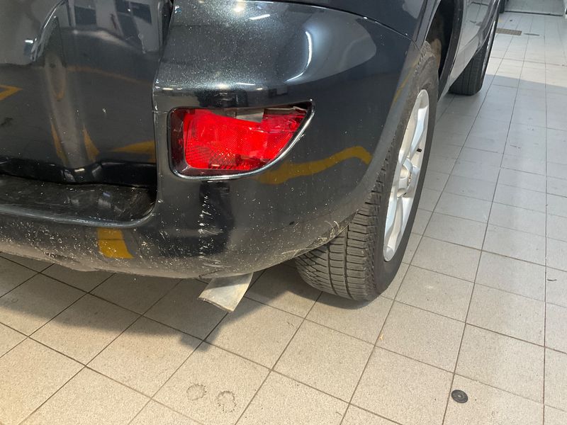 Toyota RAV 4 2.2 D-4D 2011 – снимка 38